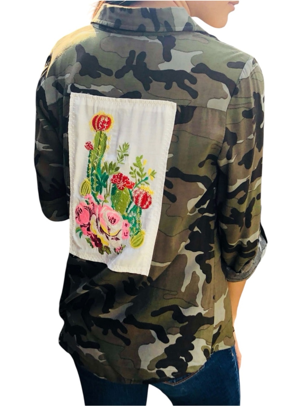 Andree by Unit Camo Button Down Shirt Embroidery Floral Cactus Size Large